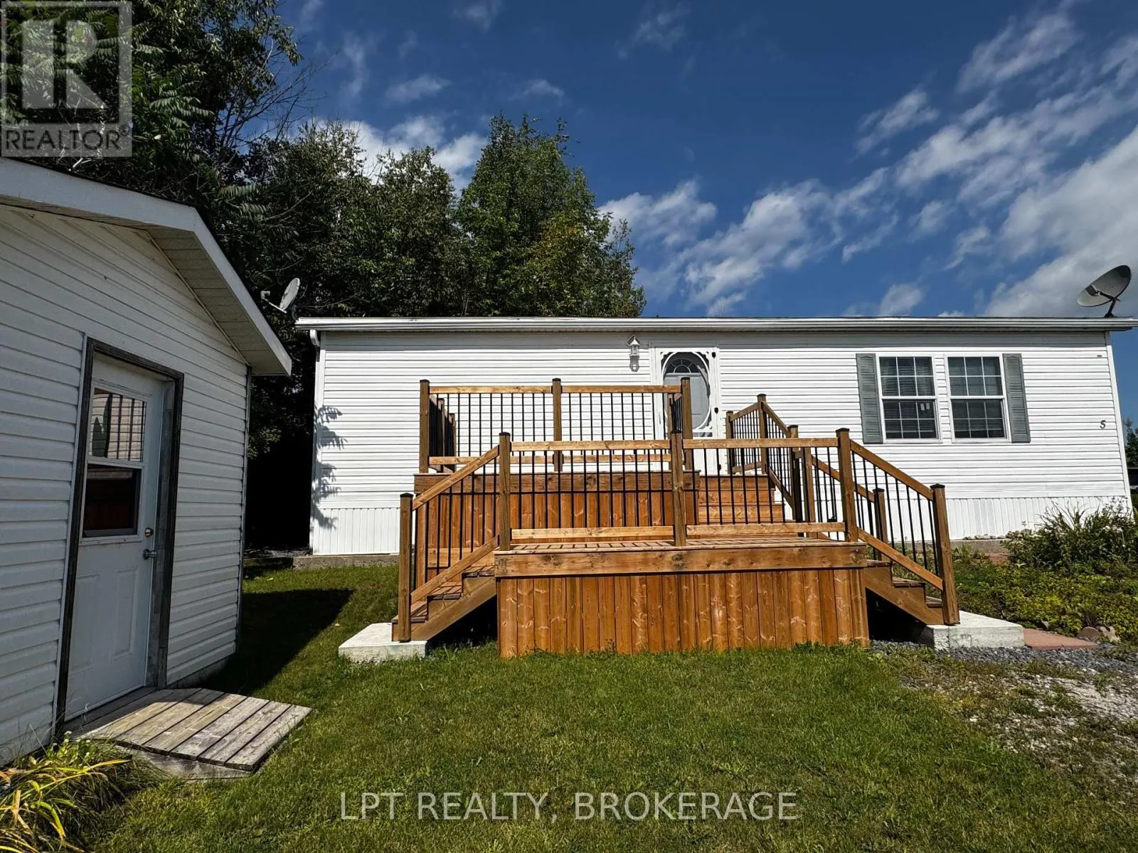 5 - 152 CONCESSION ROAD 11 W ROAD #5