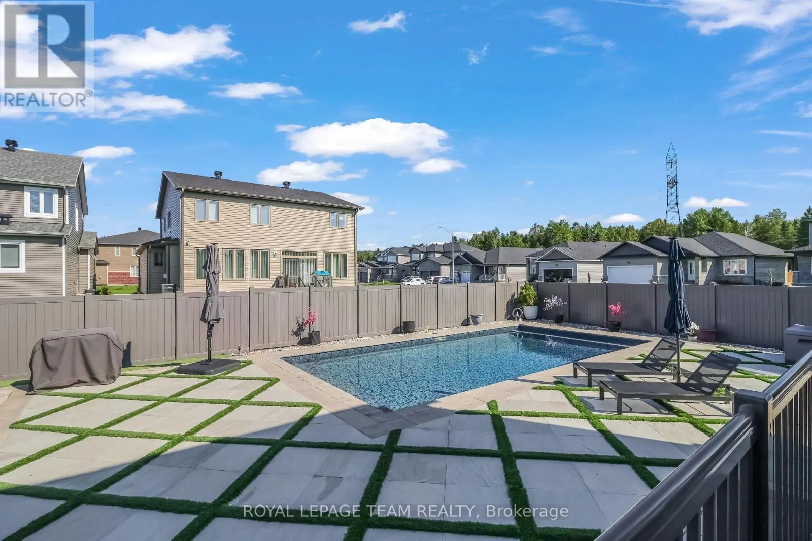 494 CENTRAL PARK BOULEVARD