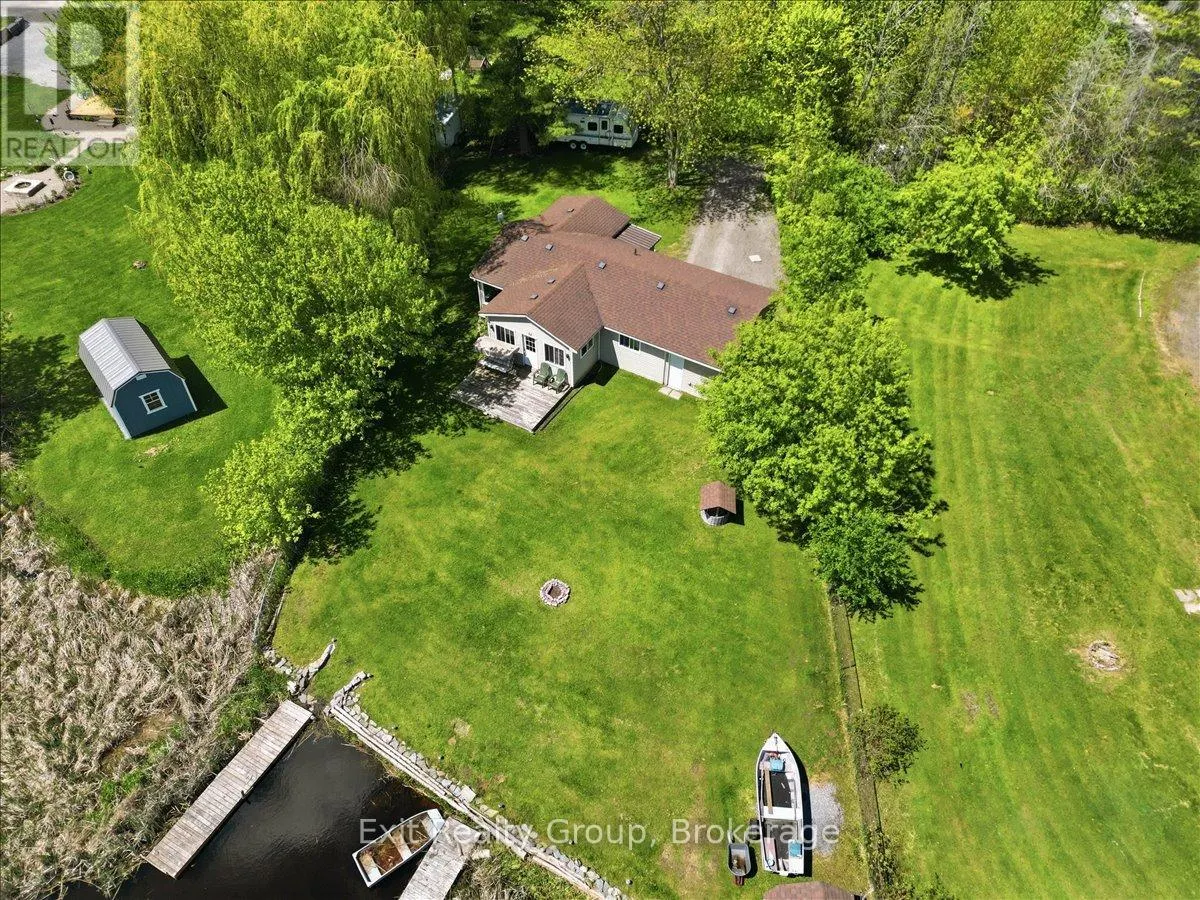 33 WILLOW POINT ROAD