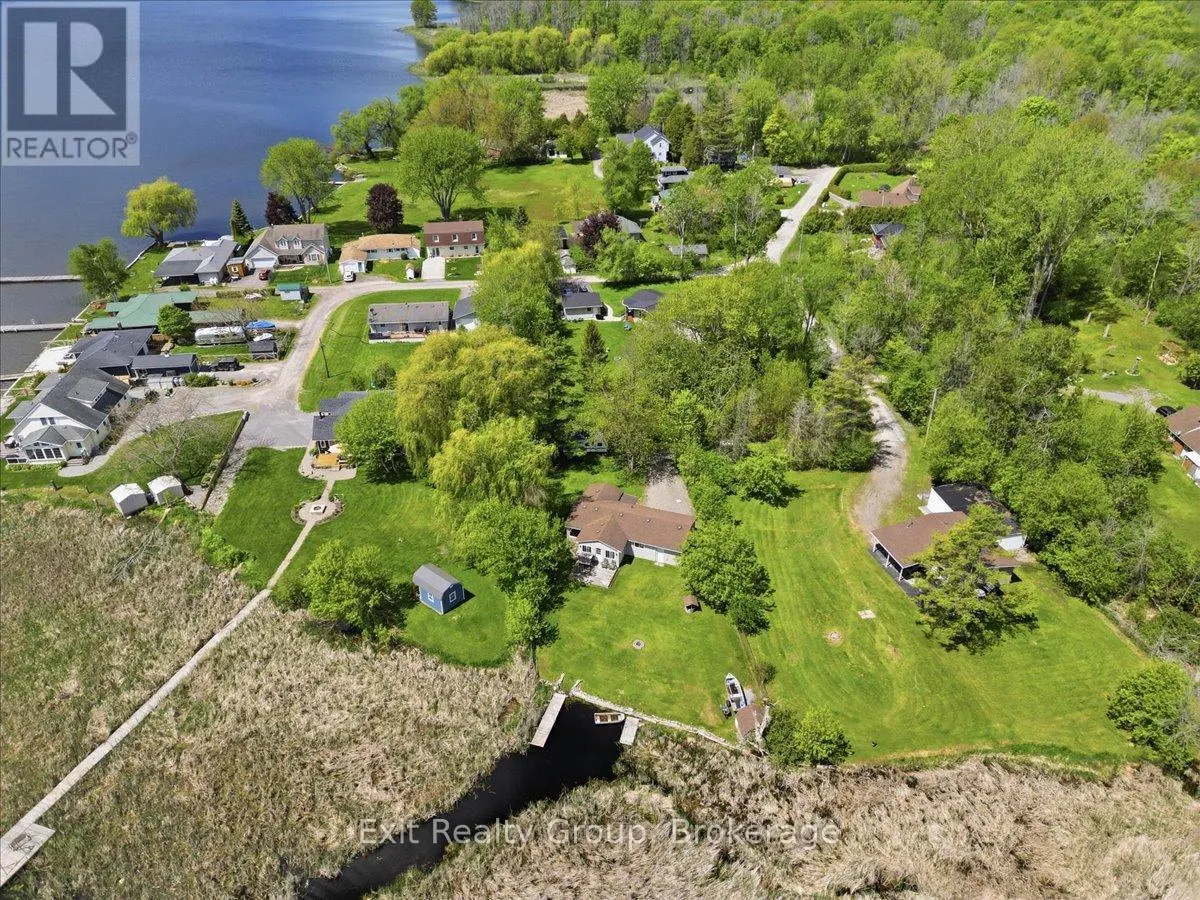 33 WILLOW POINT ROAD