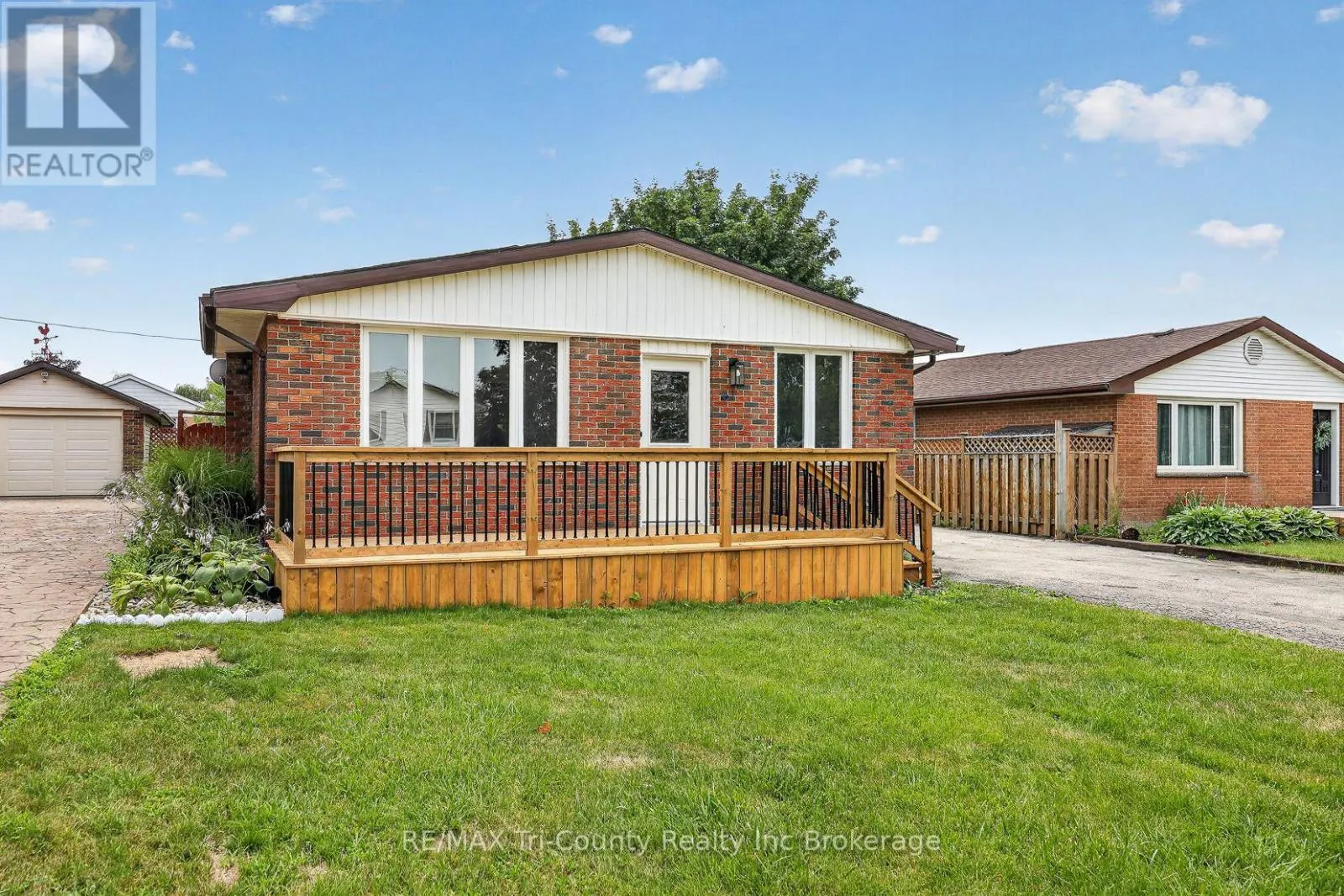 61 AIREY AVENUE