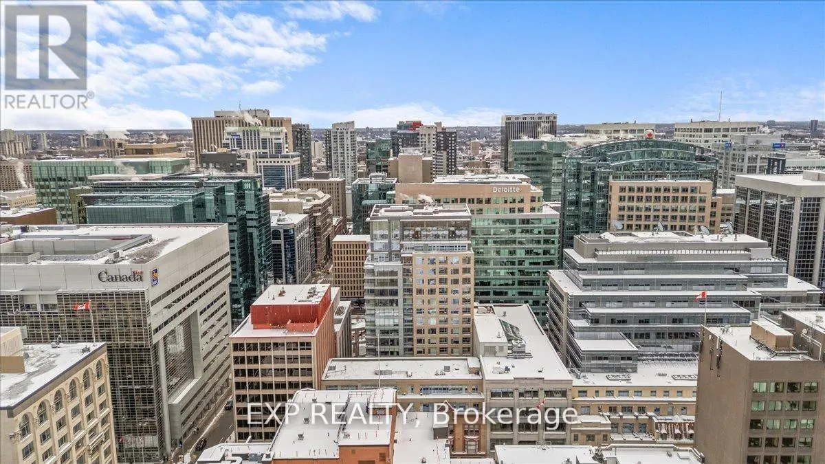 910 - 101 QUEEN STREET