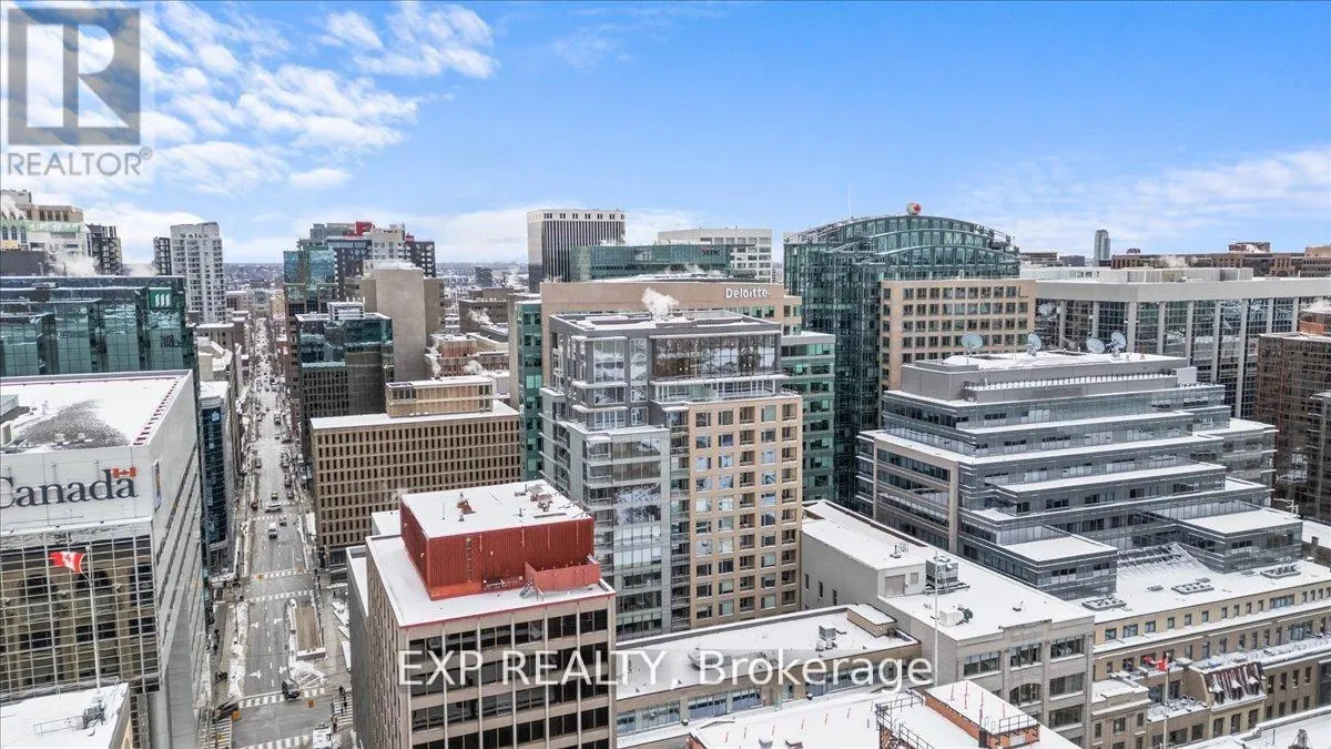 910 - 101 QUEEN STREET