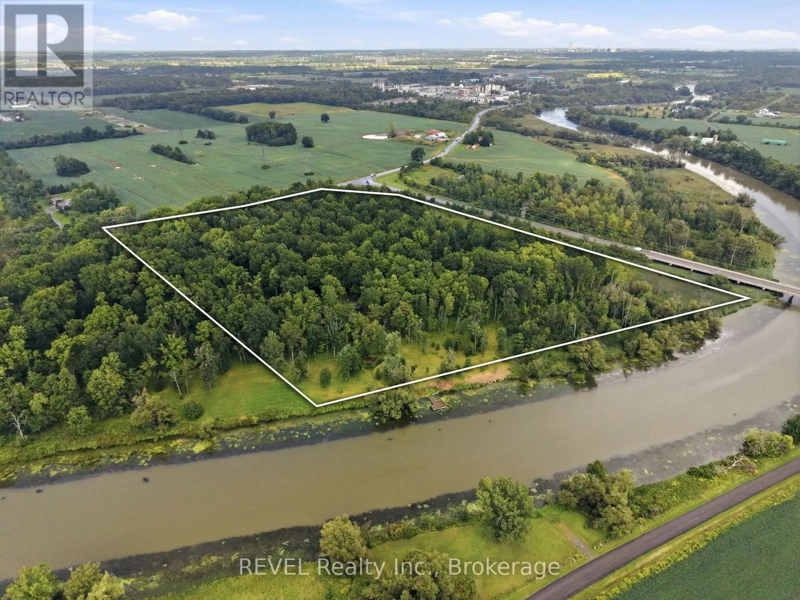 1247 CHIPPAWA CREEK ROAD