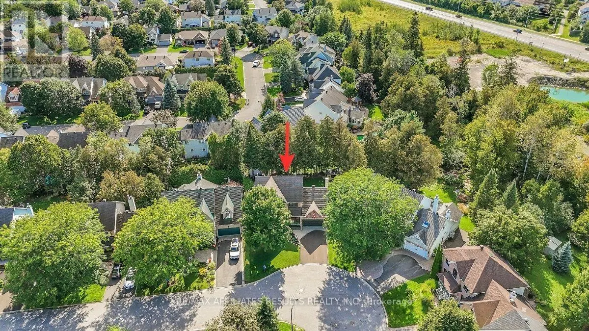 39 KYLE AVENUE