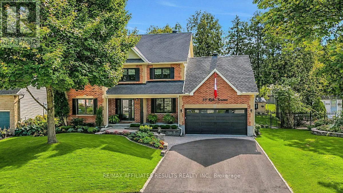 39 KYLE AVENUE
