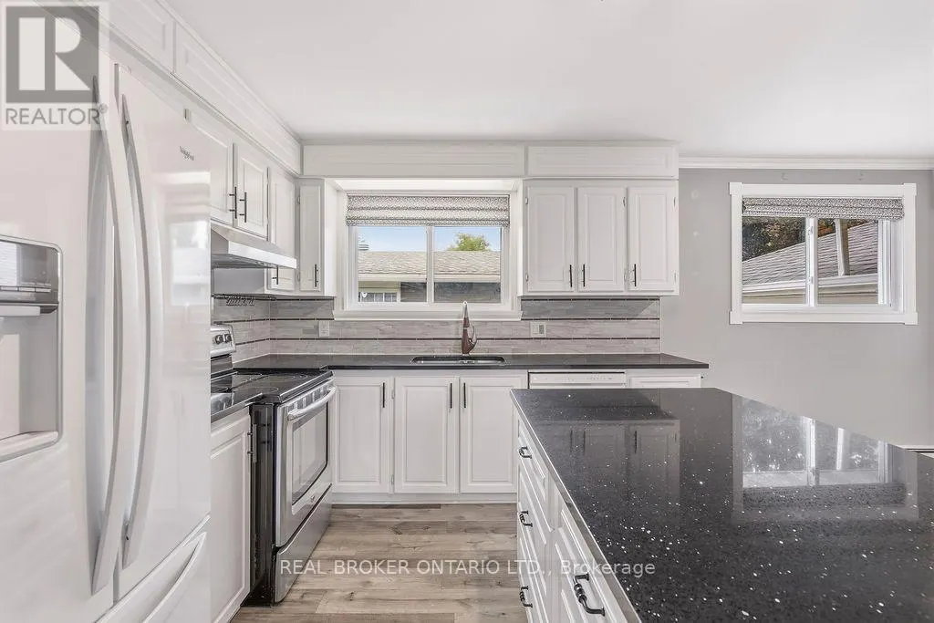257 LAVERGNE STREET