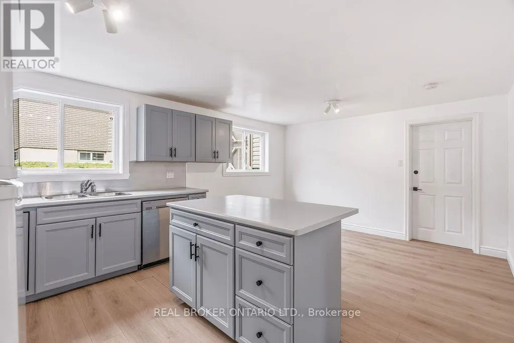 257 LAVERGNE STREET