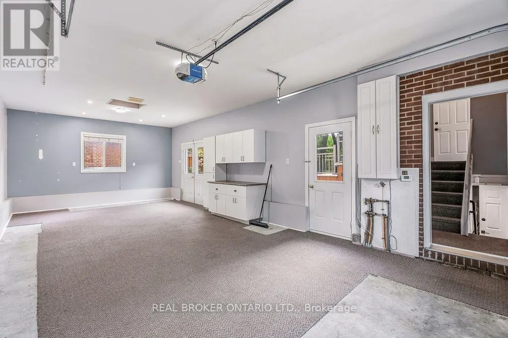 257 LAVERGNE STREET