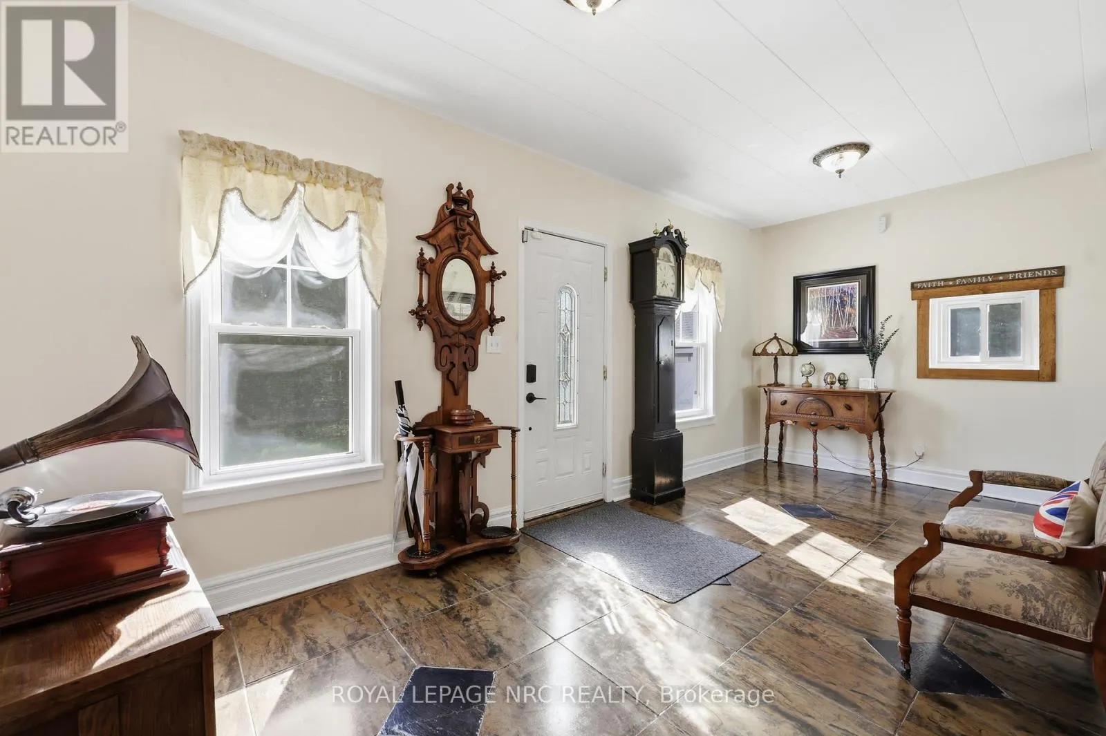 776 CANBORO ROAD