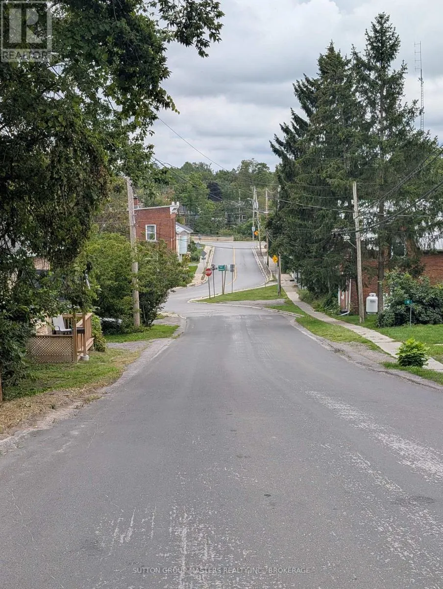 2829-2831 COUNTY RD 6 ROAD