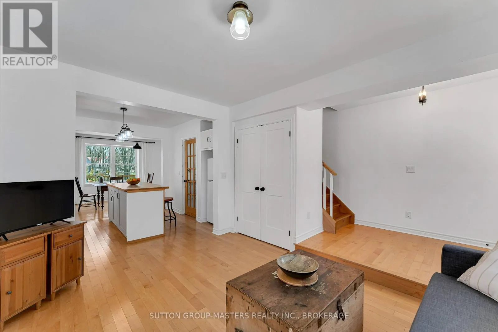 2829-2831 COUNTY RD 6 ROAD