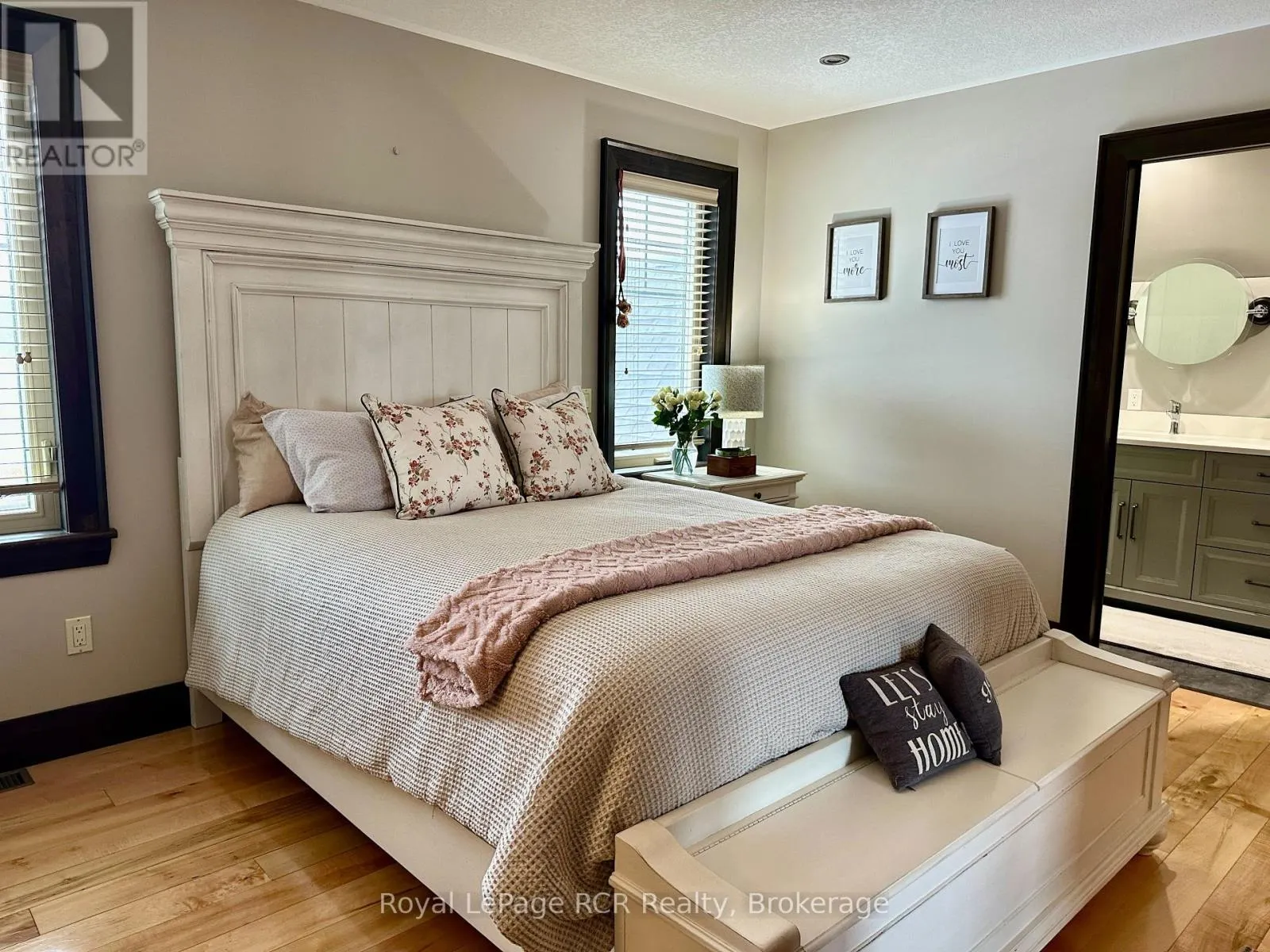 241 4TH STREET CRESCENT