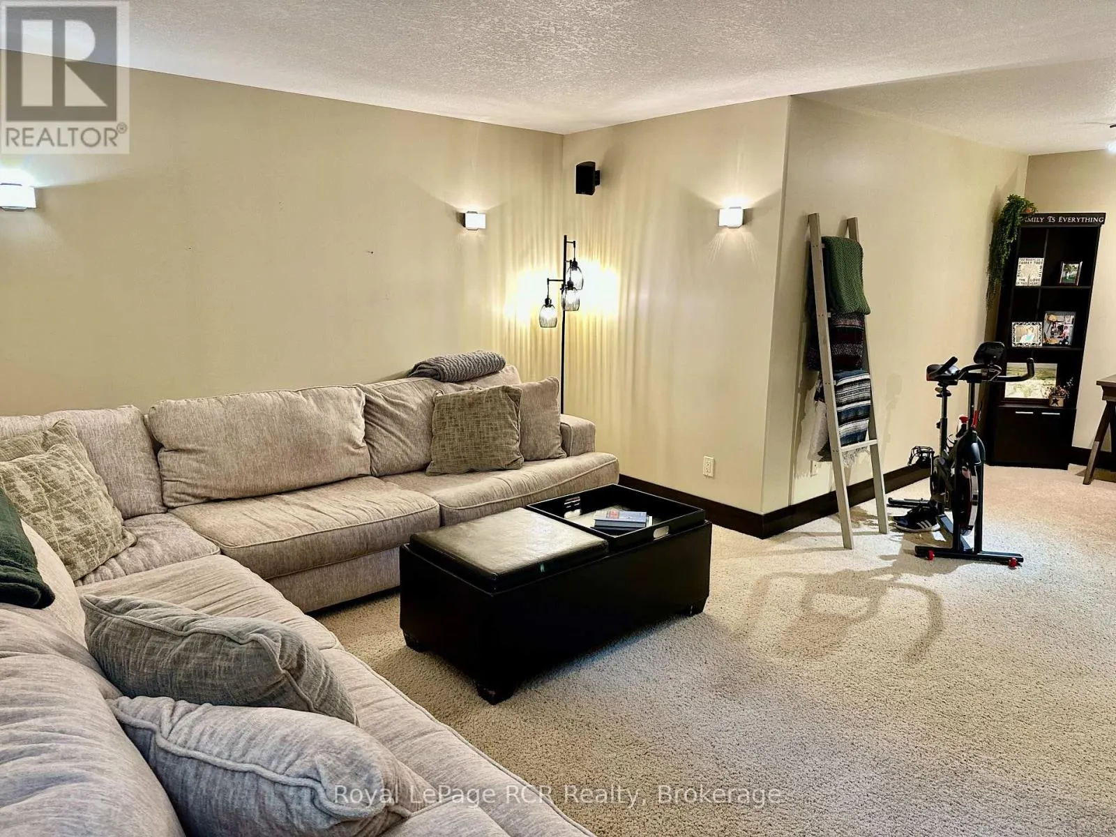 241 4TH STREET CRESCENT