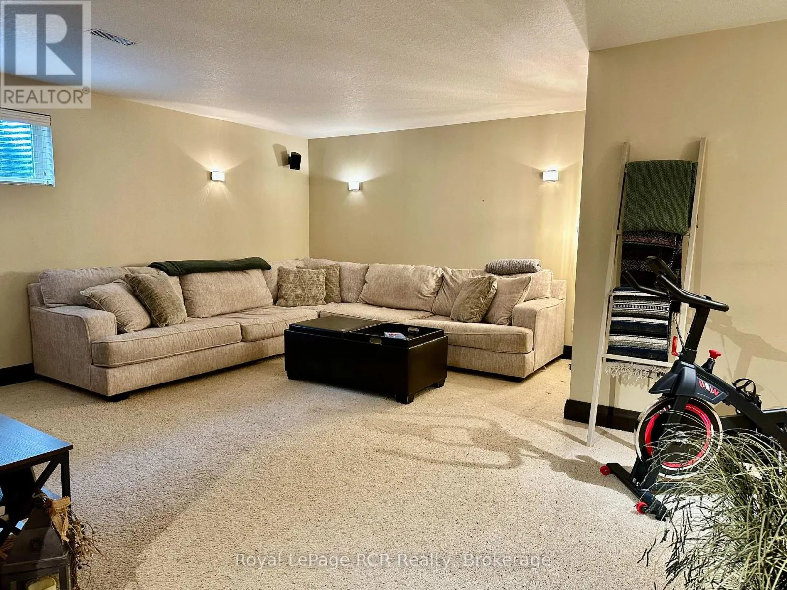 241 4TH STREET CRESCENT