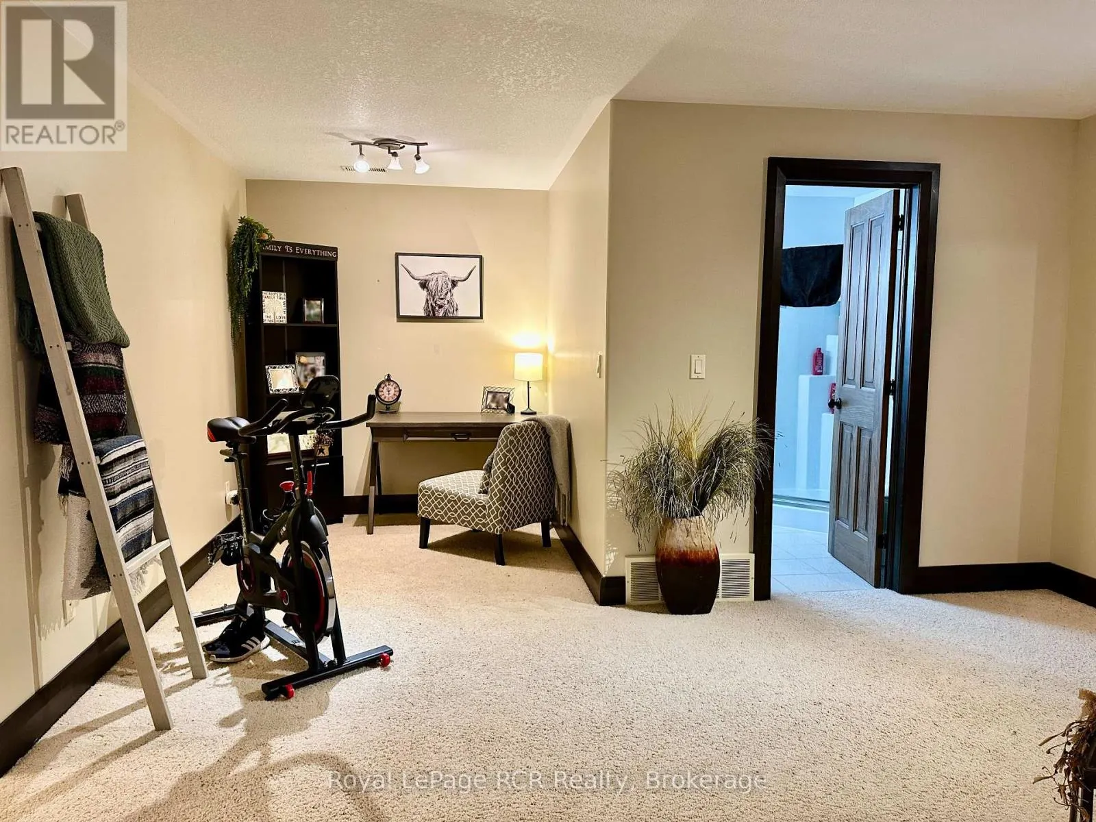 241 4TH STREET CRESCENT