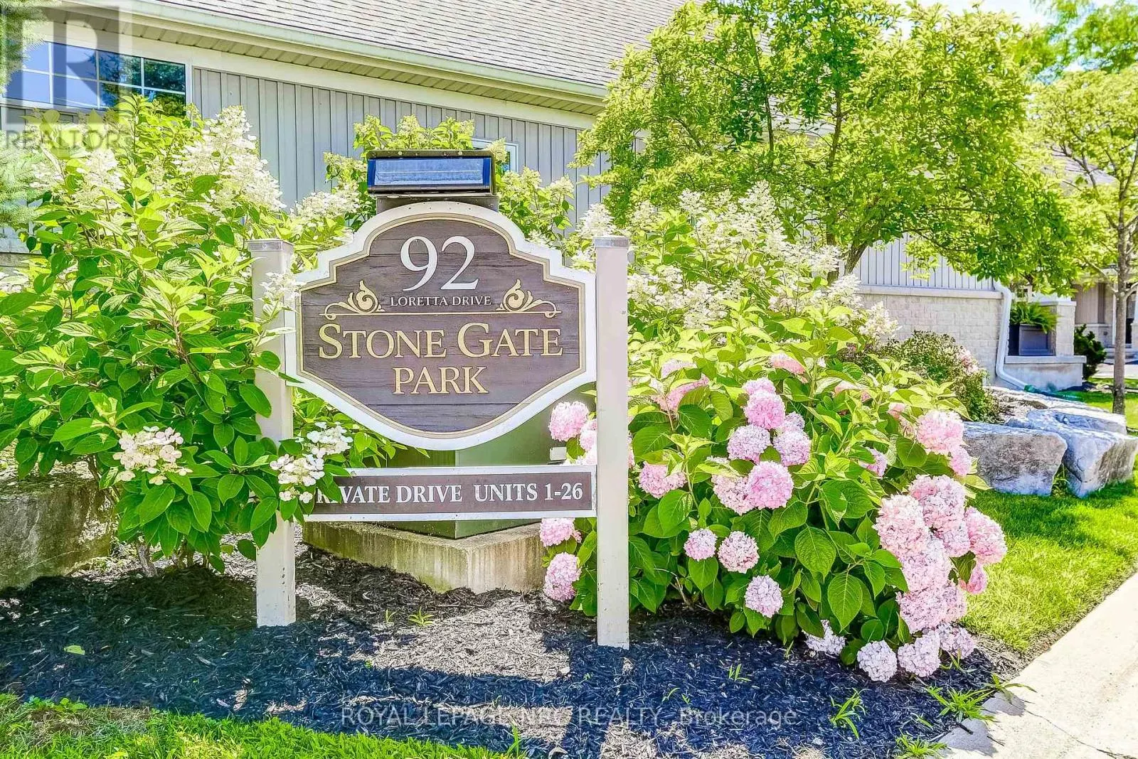 12 - 92 LORETTA DRIVE #12