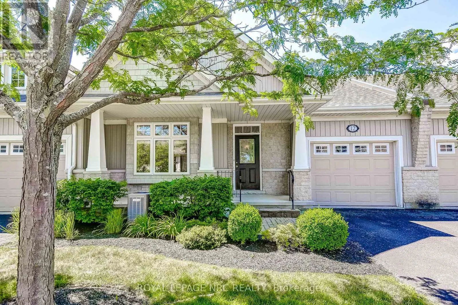 12 - 92 LORETTA DRIVE #12