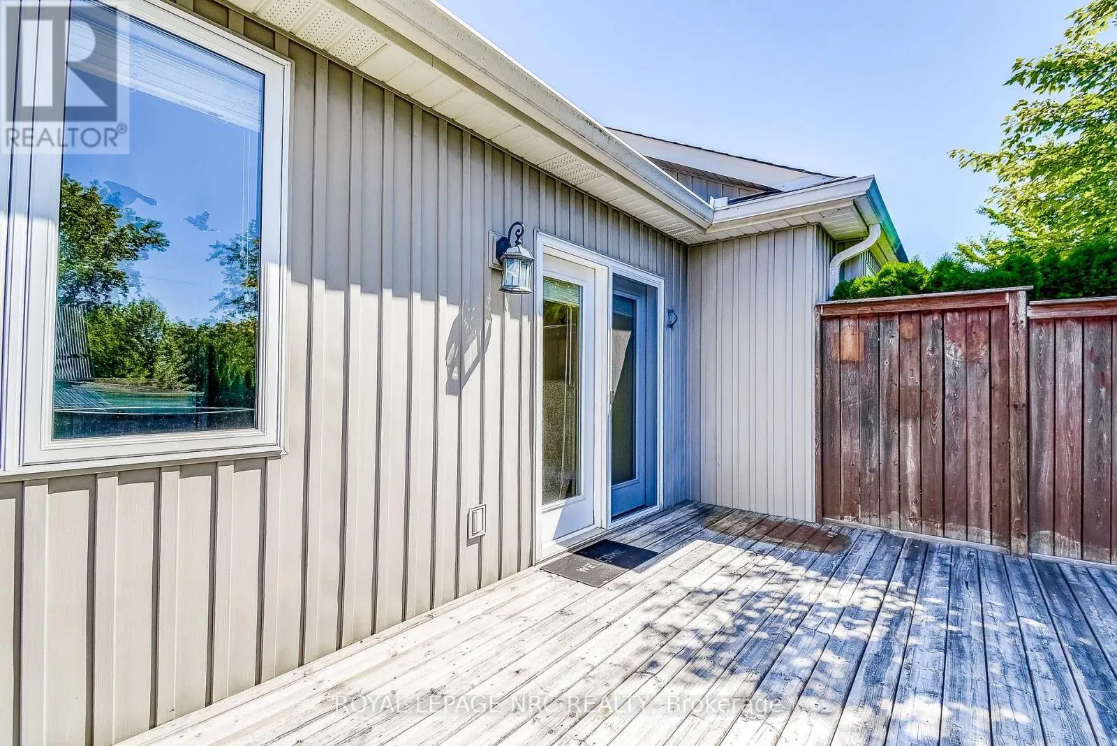 12 - 92 LORETTA DRIVE #12
