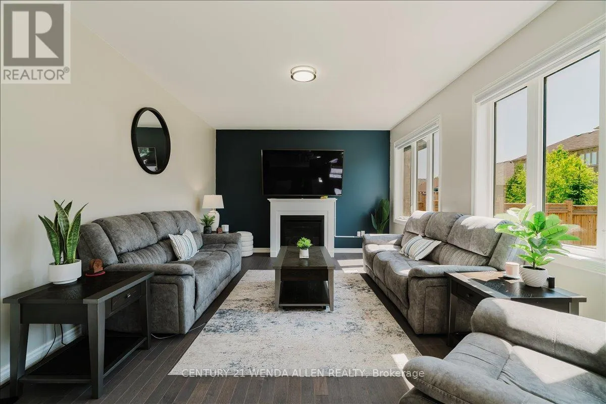 6 TIMBER DRIVE