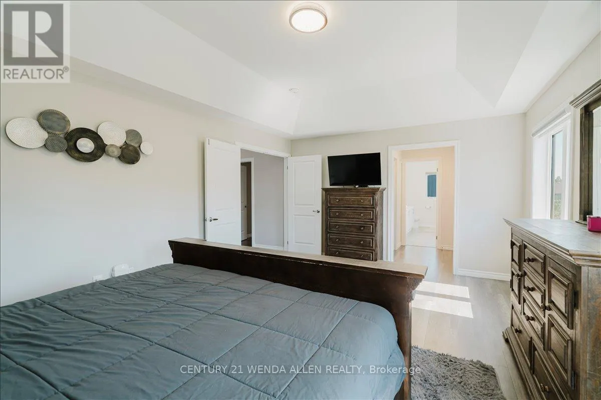 6 TIMBER DRIVE