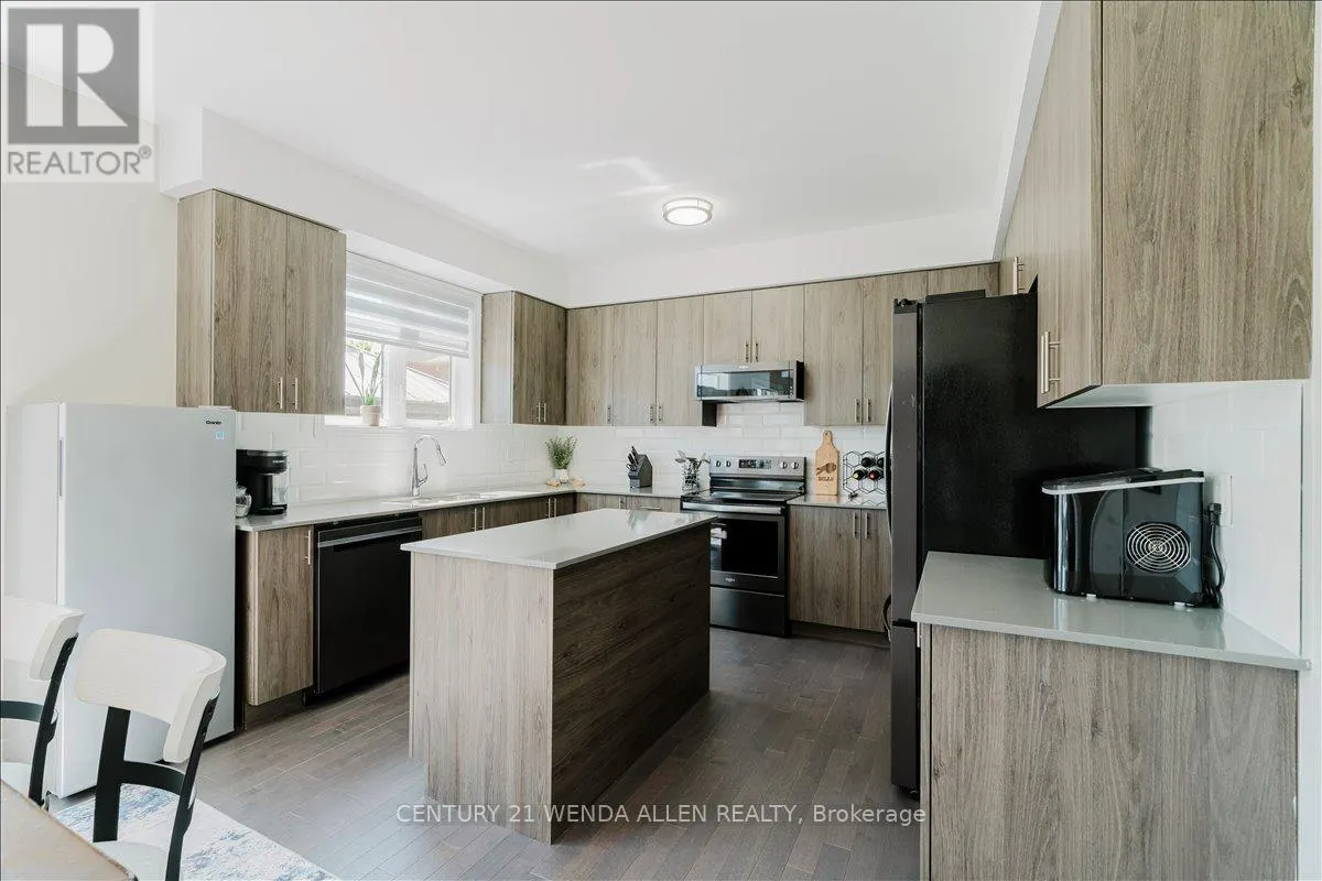 6 TIMBER DRIVE