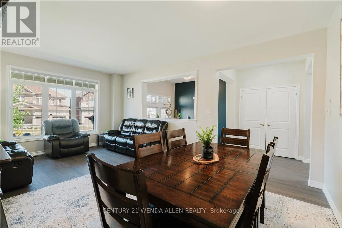 6 TIMBER DRIVE