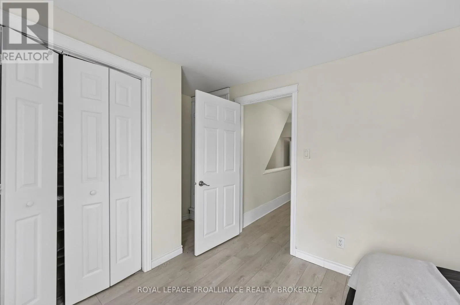 167-169 CENTRE STREET N