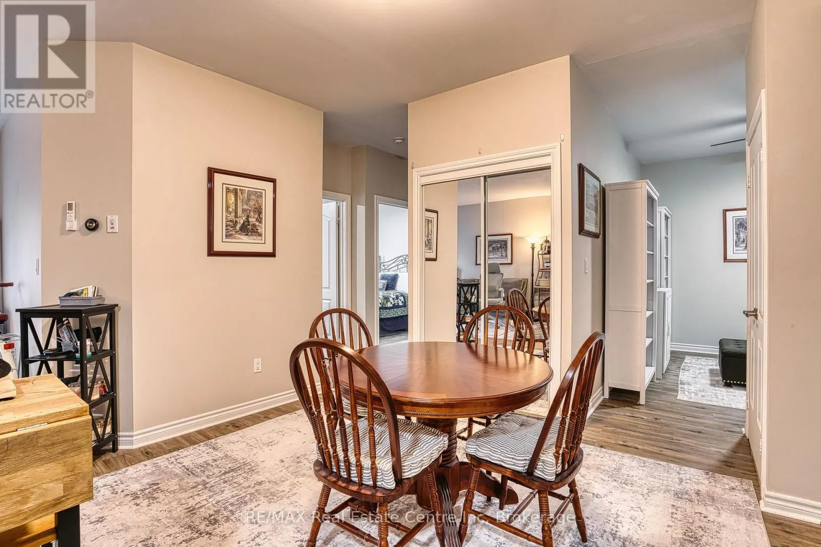 102 - 760 WOODHILL DRIVE #102