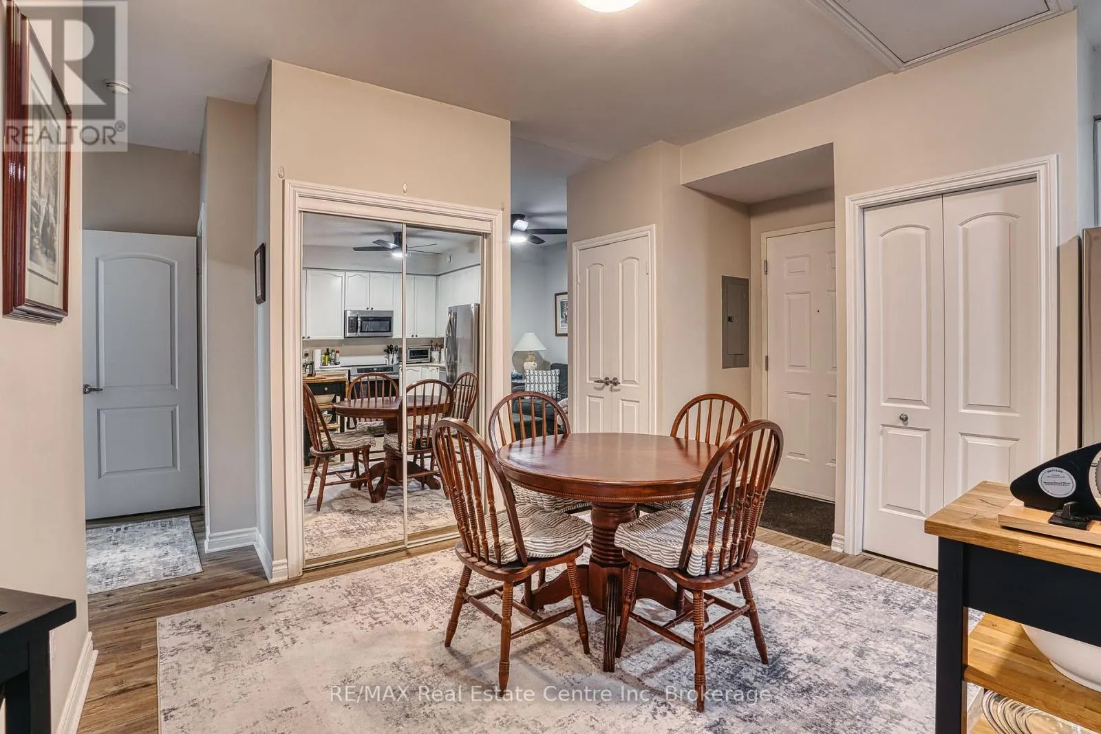 102 - 760 WOODHILL DRIVE #102