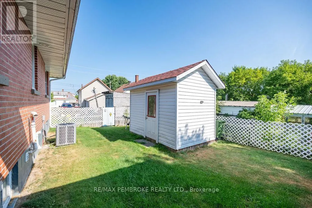 335 WILLARD STREET