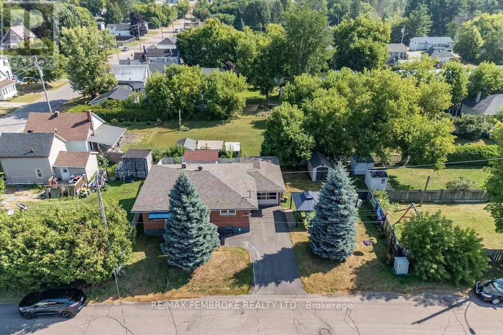 335 WILLARD STREET