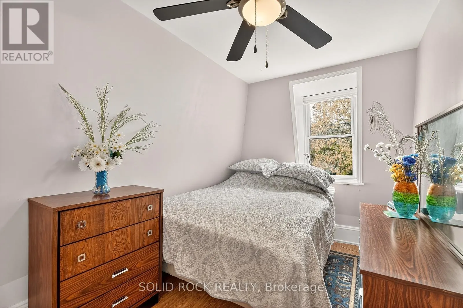 1262 RODNEY LANE