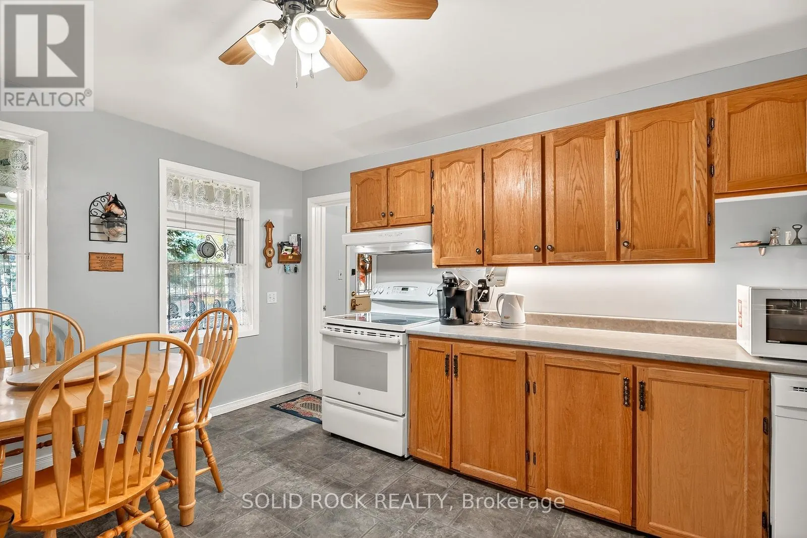 1262 RODNEY LANE