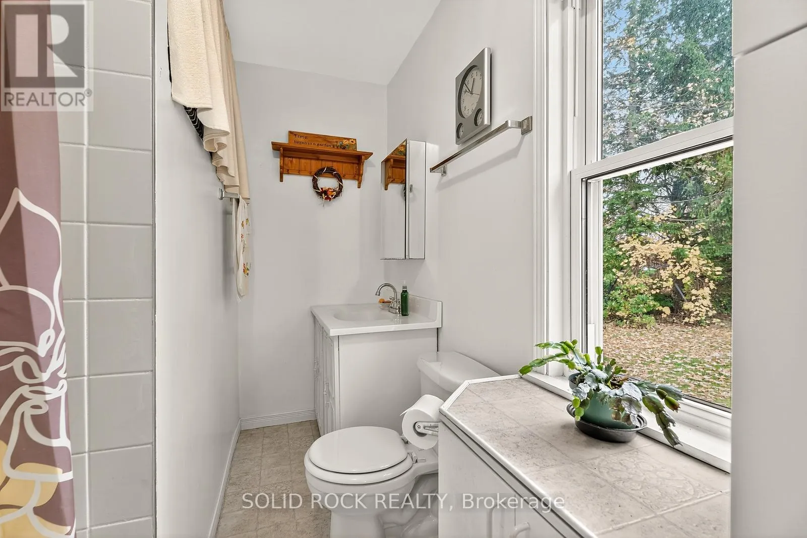 1262 RODNEY LANE