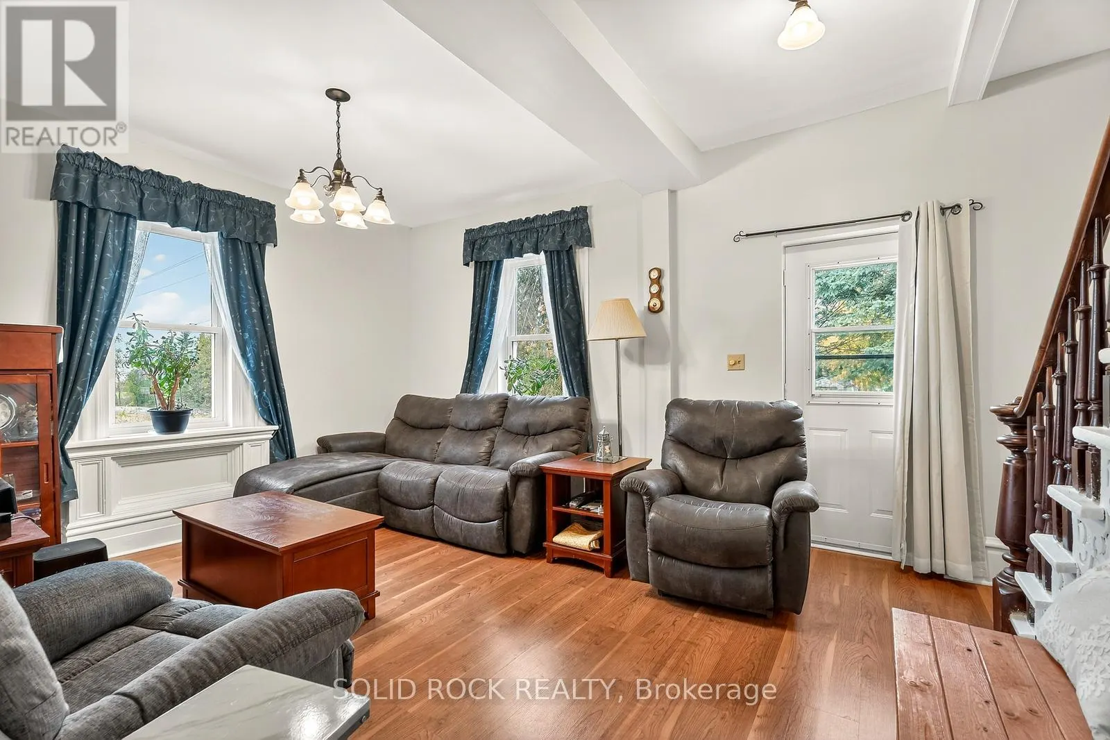 1262 RODNEY LANE
