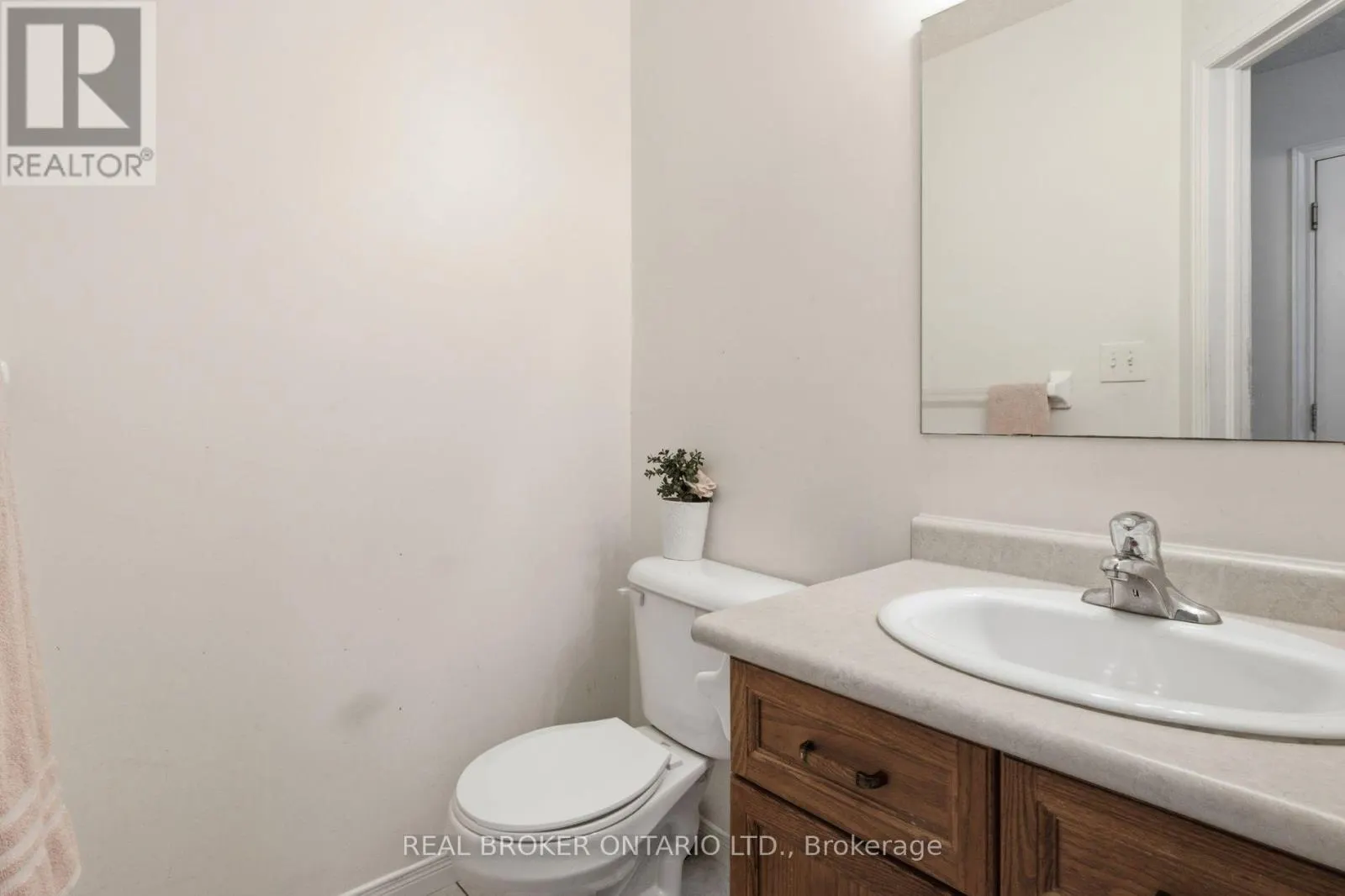 5 - 31 SCHRODER CRESCENT