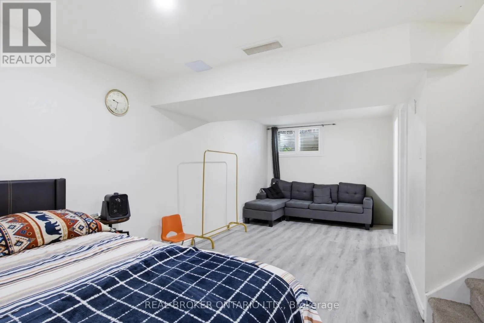 5 - 31 SCHRODER CRESCENT