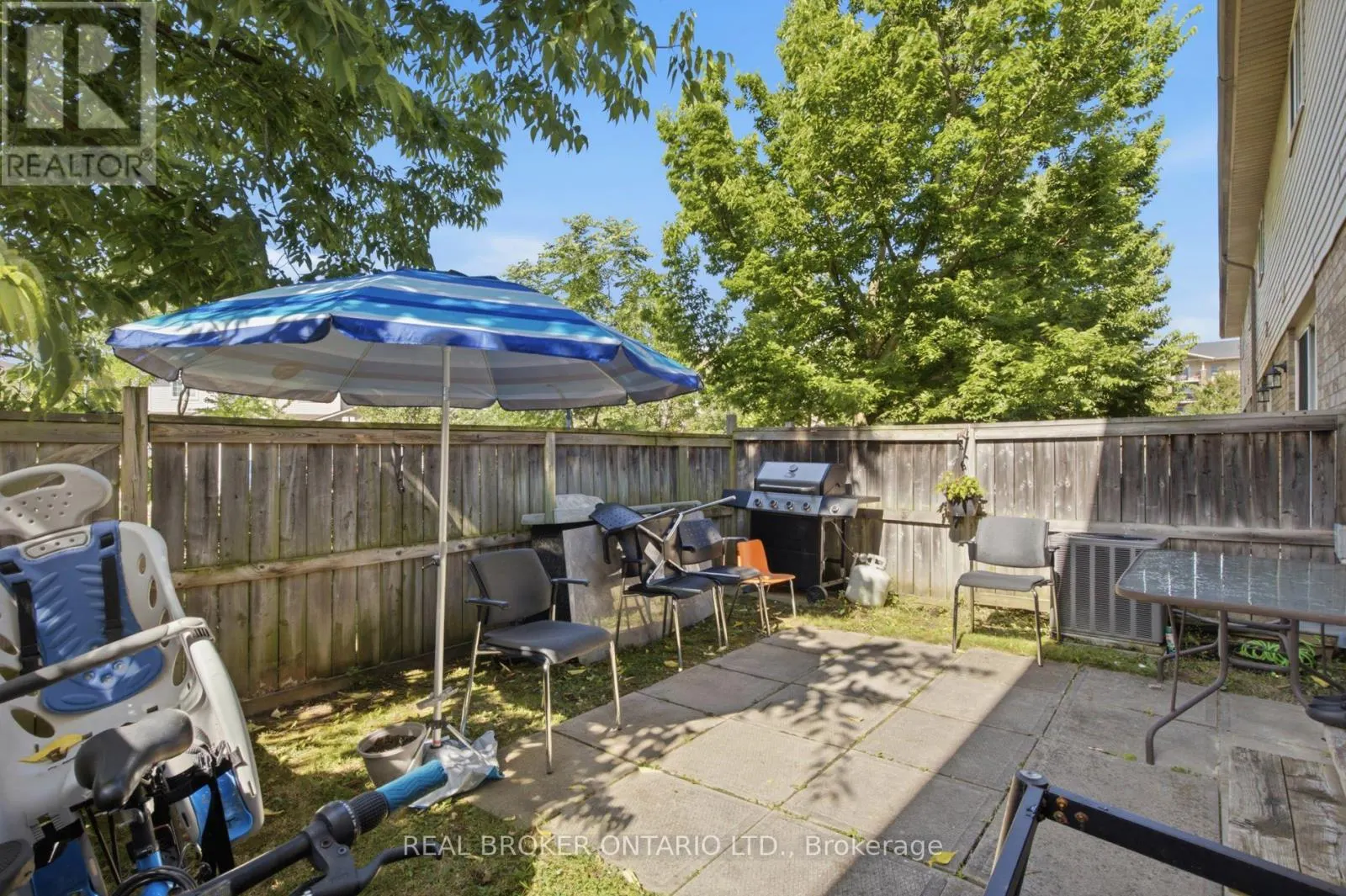 5 - 31 SCHRODER CRESCENT