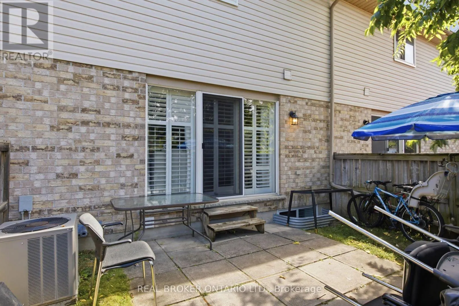 5 - 31 SCHRODER CRESCENT