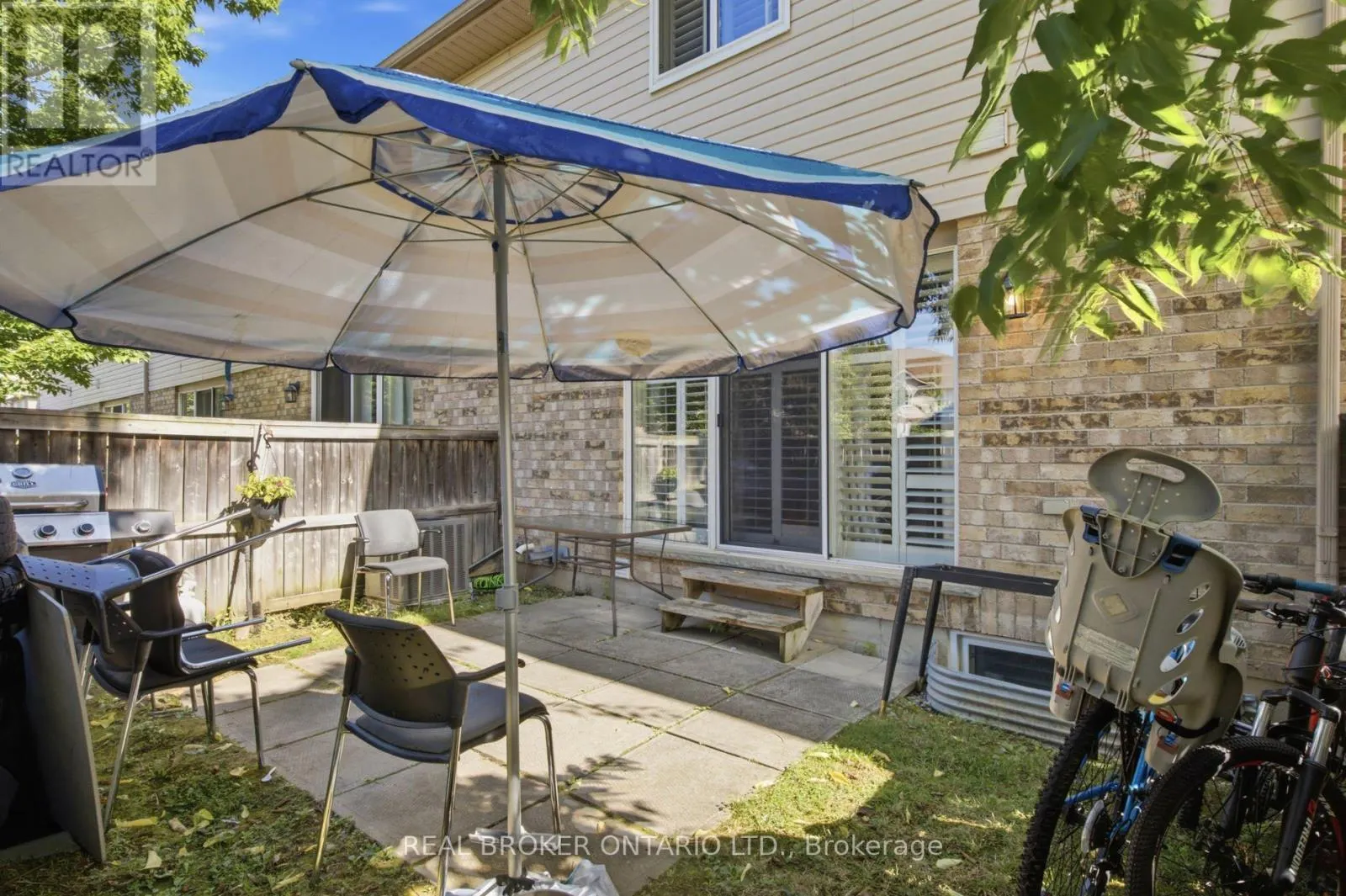 5 - 31 SCHRODER CRESCENT