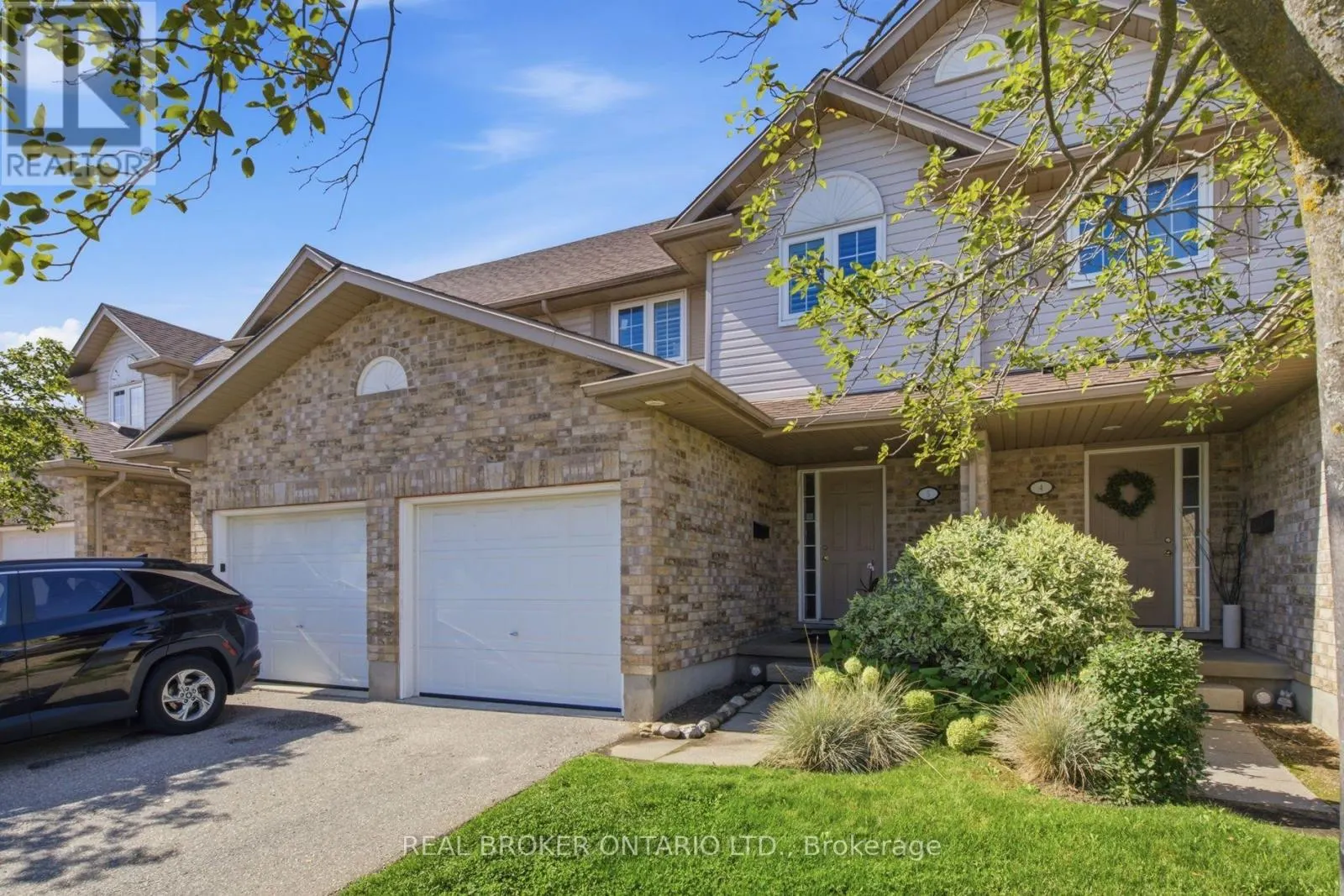 5 - 31 SCHRODER CRESCENT