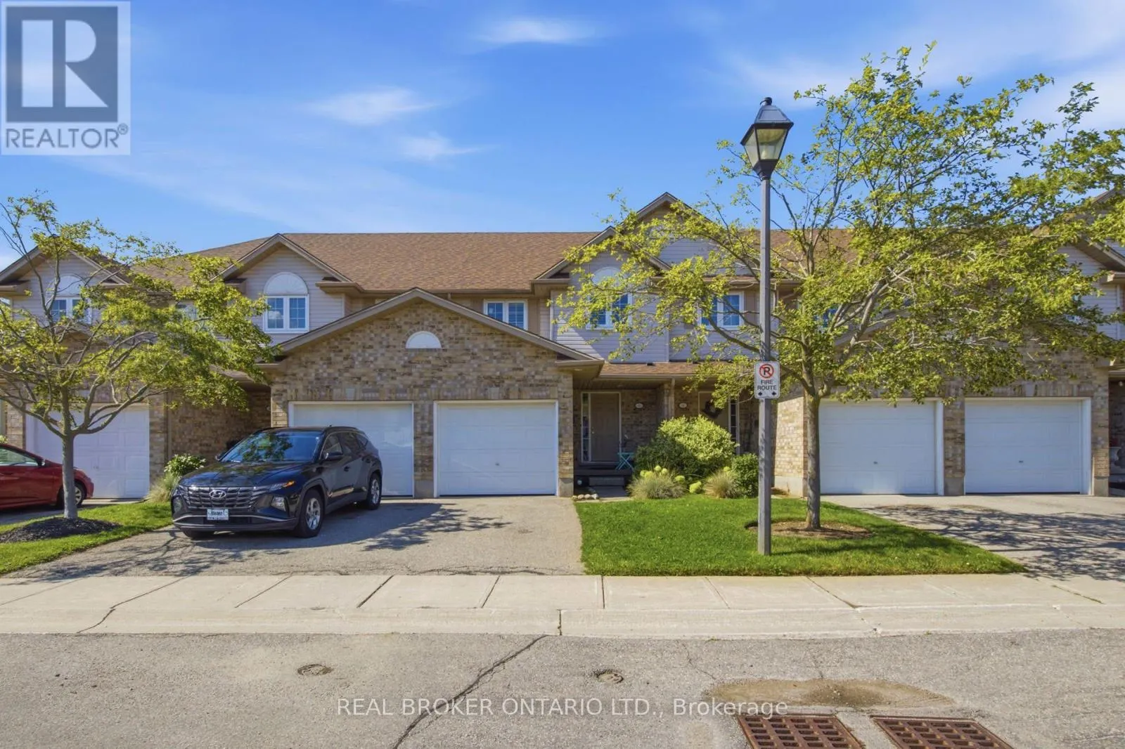 5 - 31 SCHRODER CRESCENT