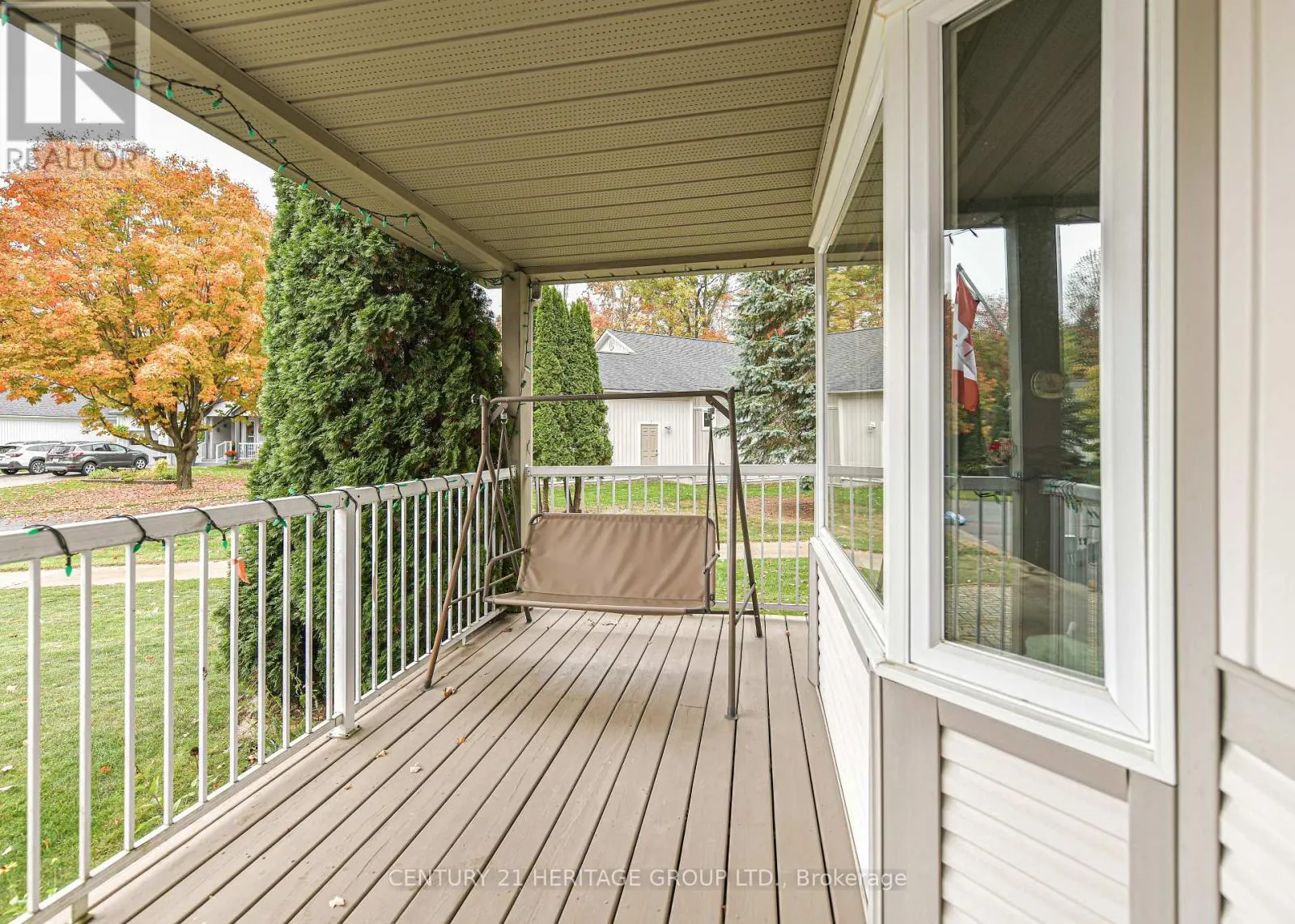 19 SPRINGWOOD CRESCENT