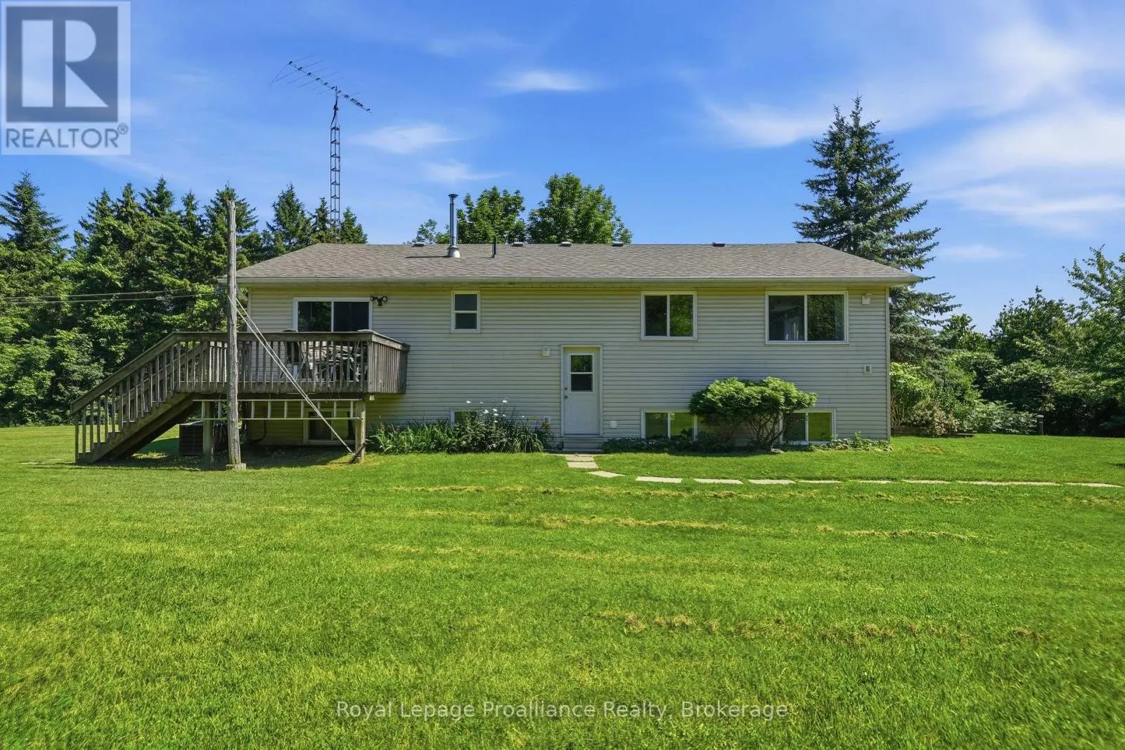 2103 RON HARNDEN ROAD