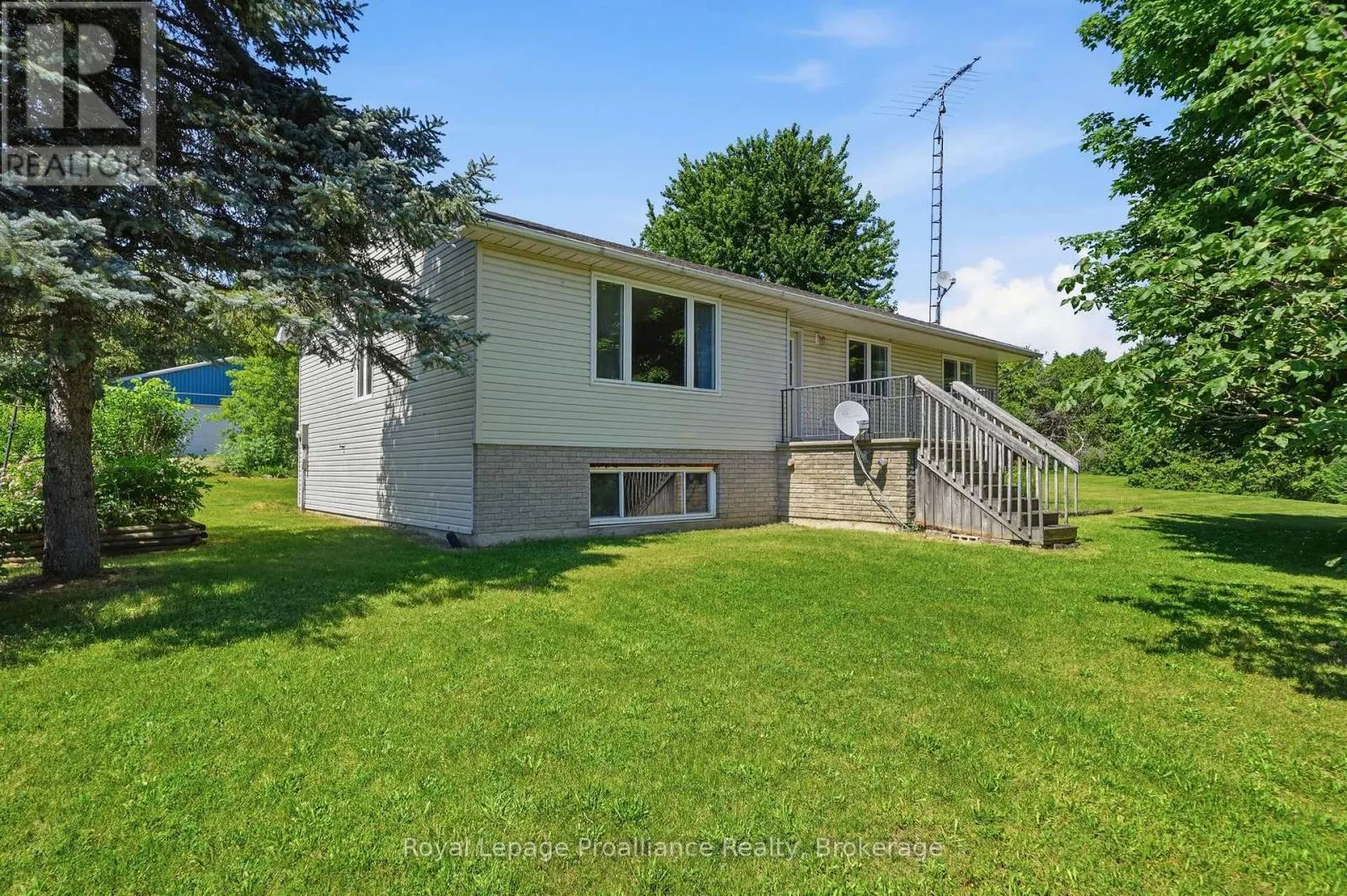 2103 RON HARNDEN ROAD
