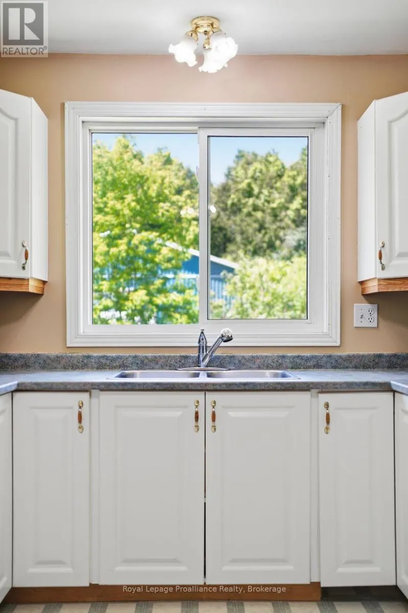 2103 RON HARNDEN ROAD