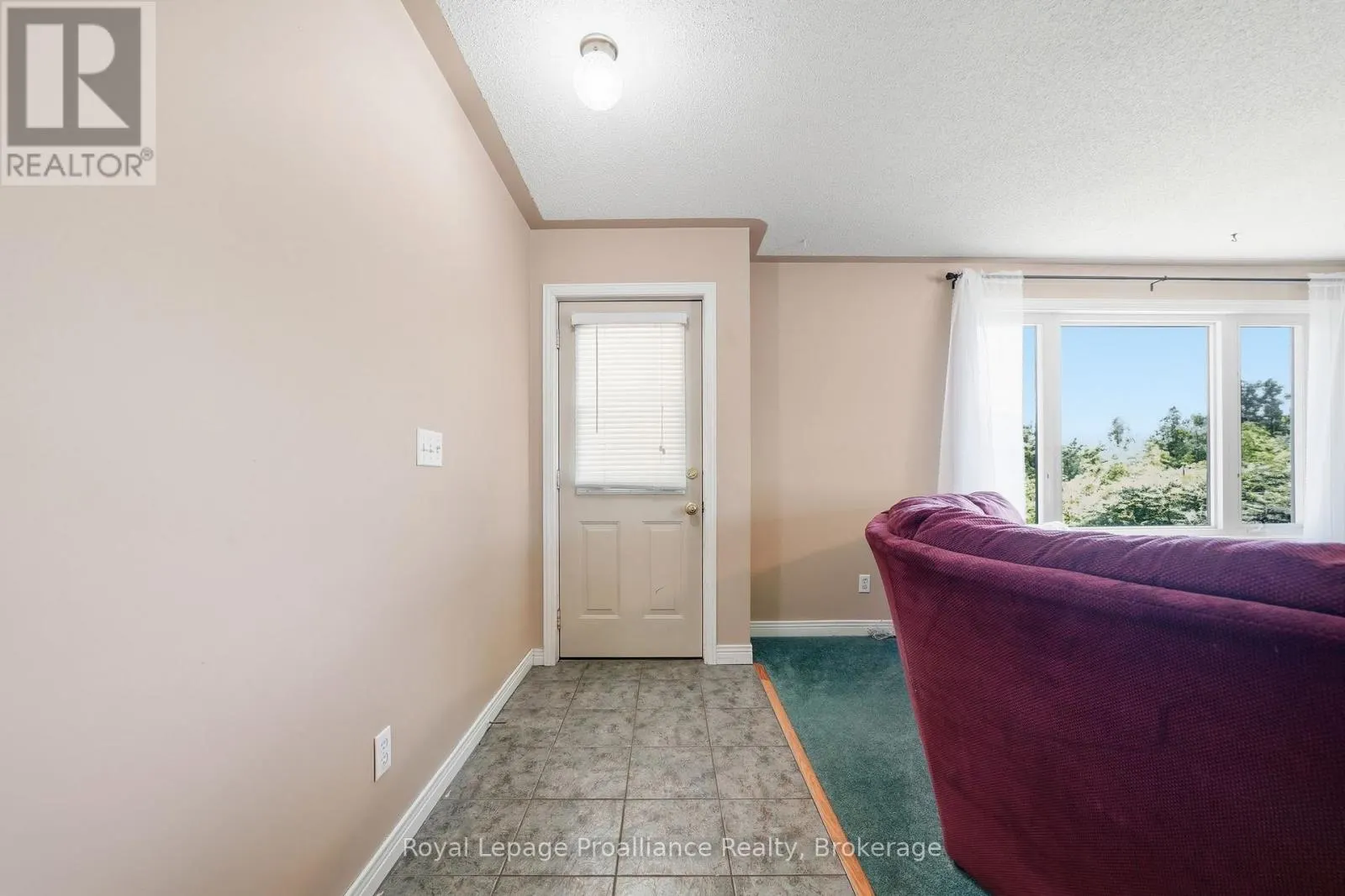 2103 RON HARNDEN ROAD