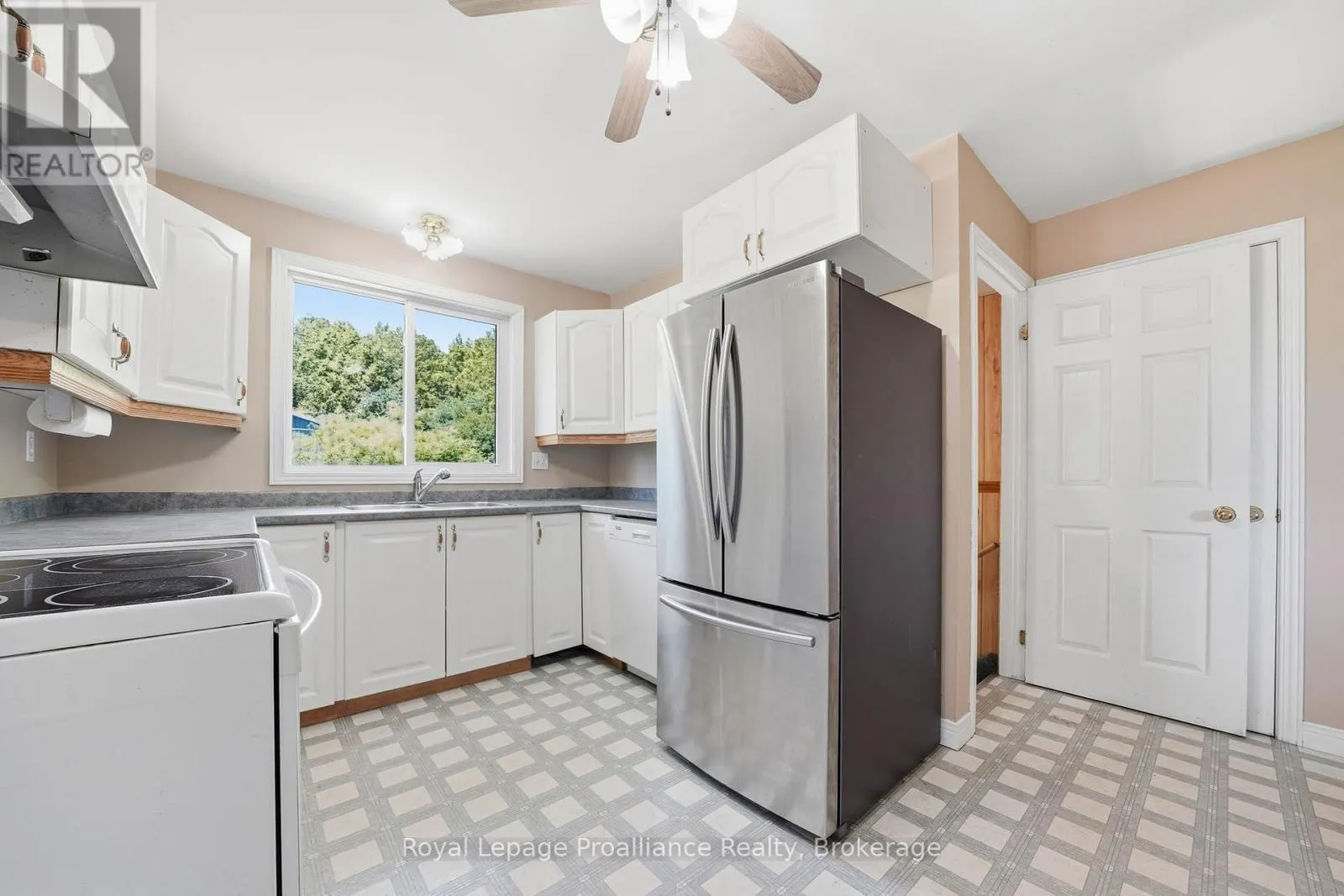 2103 RON HARNDEN ROAD