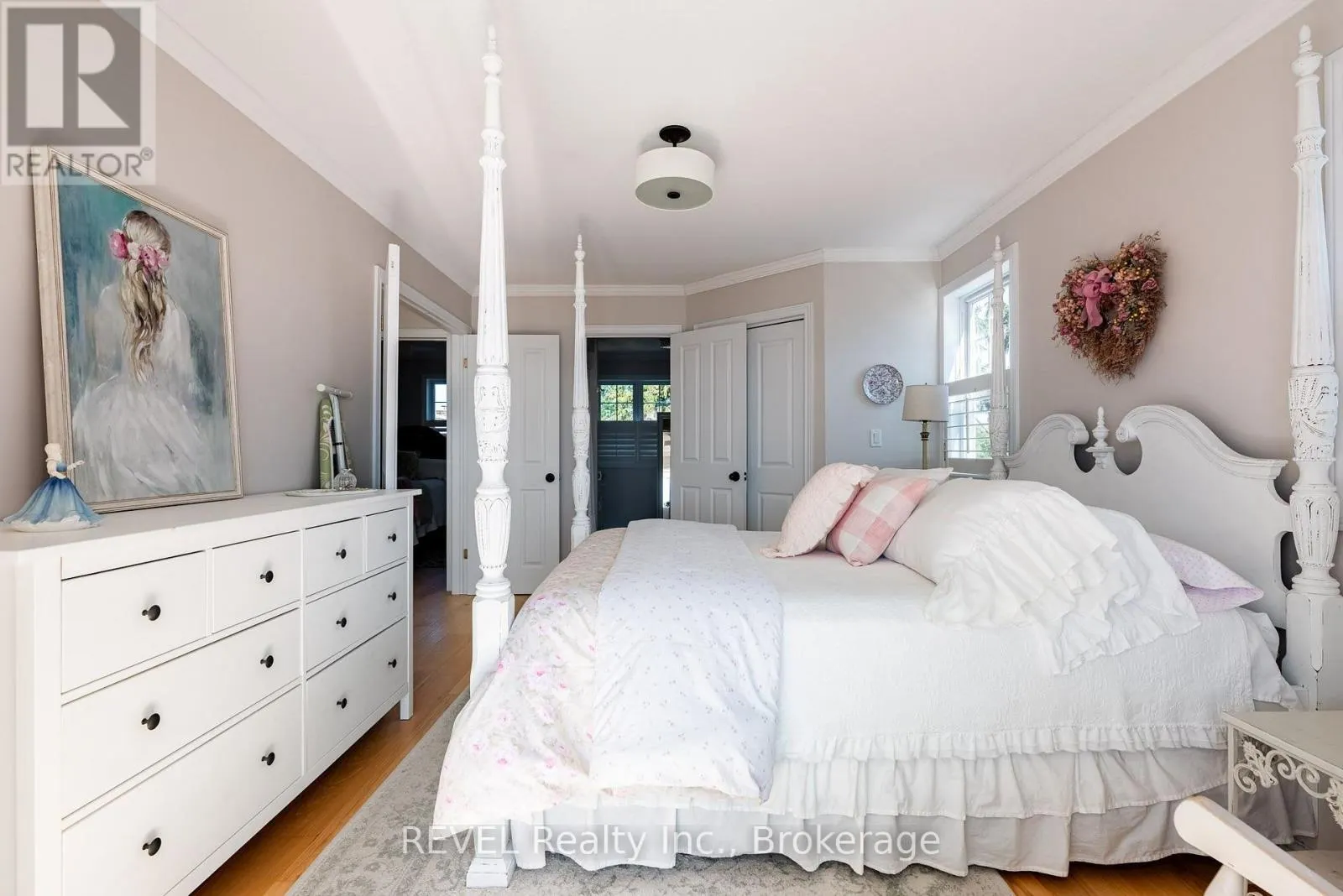 177 LAKESHORE ROAD W